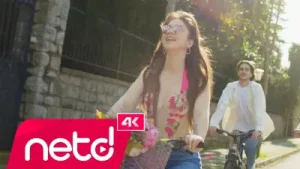 Ece Mumay Vanilya Albüm Kapağı