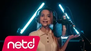 Ecrin Su Çoban Masallar Kadar Güzel Albüm Kapağı