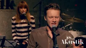 Edis – Elimde Değil (Akustik)