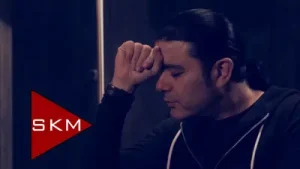 Efe Güngör Odam Kireç Tutmuyor Albüm Kapağı