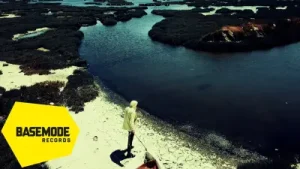 Ege Çubukçu Badd Trip Albüm Kapağı