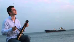 Ekin Uzunlar Sensiz Geceler Albüm Kapağı