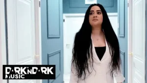 Elnare Bextiyarli Bu Aralar Albüm Kapağı