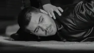 Emir Can İğrek Memur