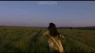 Emir Can İğrek Saman Sarısı Sözleri