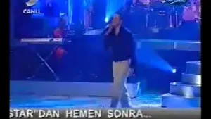 Emrah Dün Gece Albüm Kapağı