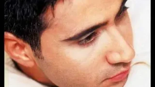 Emrah Yanıyor Gönlüm
