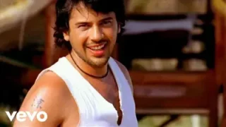 Emre Altuğ Sıcak