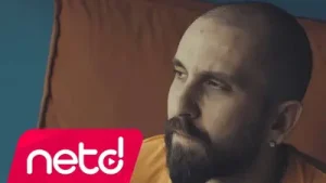 Ender Köçer Hep Aynı Albüm Kapağı