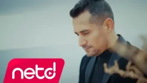 Enes Ateş Gündüzün Ortasında Albüm Kapağı