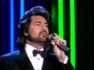 Engelbert Humperdinck Please Release Me 1989 Albüm Kapağı