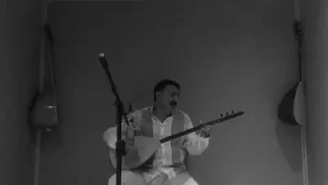 Erdal Erzincan Bülbüldür Öter Güle