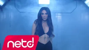 Esra Balamir Jargon Albüm Kapağı