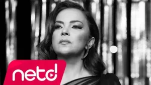 Esra İçöz Oyun Bitsin