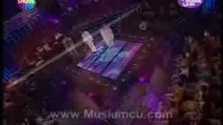 Esrarlı Gözler