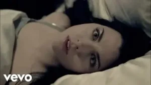Evanescence Bring Me To Life Albüm Kapağı