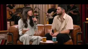 Evdeki Saat Zeynep Bastık Uzunlar Live Albüm Kapağı