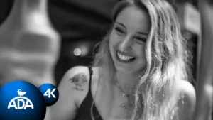 Ezgi Aktan Nasıl Bilirdiniz Albüm Kapağı