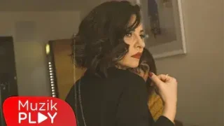Fatma Turgut Elimde Dünya
