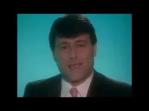 Ferdi Özbeğen Aklını Bana Taktı Albüm Kapağı