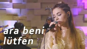 Feride Hilal Akın Ara Beni Lütfen Albüm Kapağı