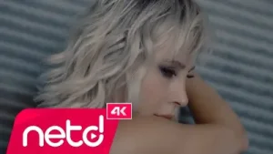Funda Arar Unutulmuyor Albüm Kapağı