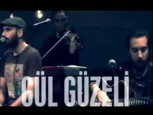 Gripin Gül Güzeli Akustik Albüm Kapağı