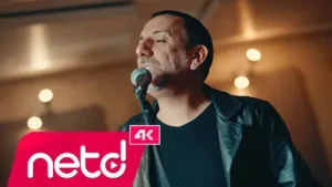 Grup Koridor Kafam Bi Dünya Albüm Kapağı