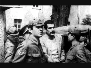 Grup Yorum Gündoğdu Marşı Albüm Kapağı
