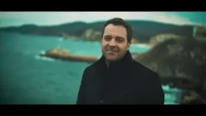 Güçlü Soydemir Yalnız Yürümek