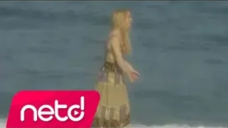 Güllü – Oyuncak Gibi