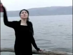 Gülseren Gül Kopamam Ayrılamam Şarkısını Albüm Kapağı