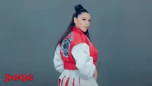Hadise Şampiyona Şeker Albüm Kapağı