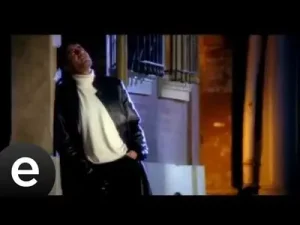 Haluk Levent Hâlâ Beni Seviyorsun Albüm Kapağı