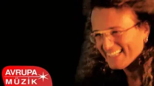 Harun Kolçak Mavi Dünya
