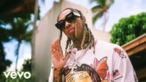 Hip Hop Summer Mix 2025 Tyga Iggy Azalea Wiz Khalifa Nicki Minaj Juicy J Albüm Kapağı