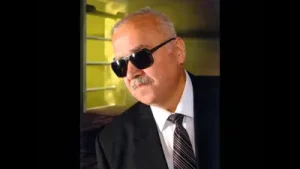 Hüdai Aksu Elim Varmıyor Albüm Kapağı
