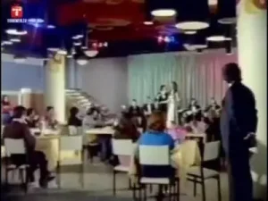 Huri Sapan Mektup Selam Söyle El Kapısı Filminden Hülya Koçyiğit Albüm Kapağı