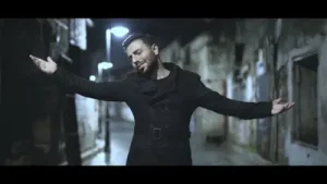 Hüseyin Çalık Aşk Rengini Gözlerinden Almış Albüm Kapağı