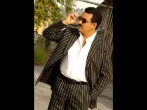 İbrahim Tatlıses Bileydim Albüm Kapağı