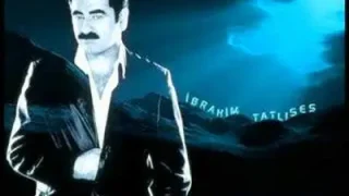 İbrahim Tatlıses Evlerinin Önü Boyalı Direk