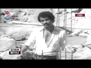 İbrahim Tatlıses İndim Gülün Bağına Albüm Kapağı