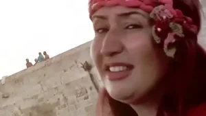 İkbal Özlem Dedikodu Makinası Albüm Kapağı