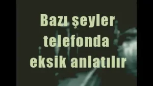 İkiye On Kala Bazı Şeyler Telefonda Eksik Anlatılır Albüm Kapağı