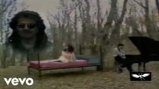 İlhan İrem Sevgi Sevgiyle Çoğalır