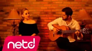 İpek Demir Gitme Dur Albüm Kapağı