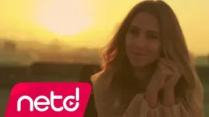 İpek Demir Unutuverdim Albüm Kapağı