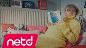 İrem Derici Hadi Gel Albüm Kapağı