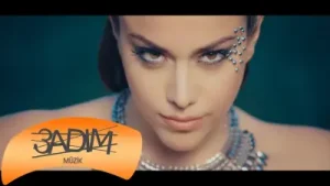 İshak Feat. Cemre San Diego Albüm Kapağı