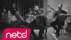 İsmail Acar Bir Ay Doğar İlk Akşamdan Geceden